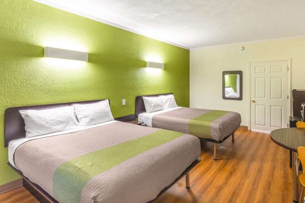 HUNTINGTON INN (Pea Ridge)